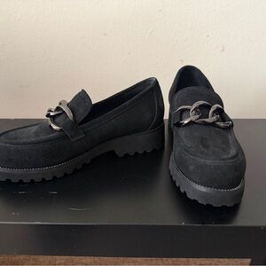 Elegant Black Suede Loafers with Chain Accent